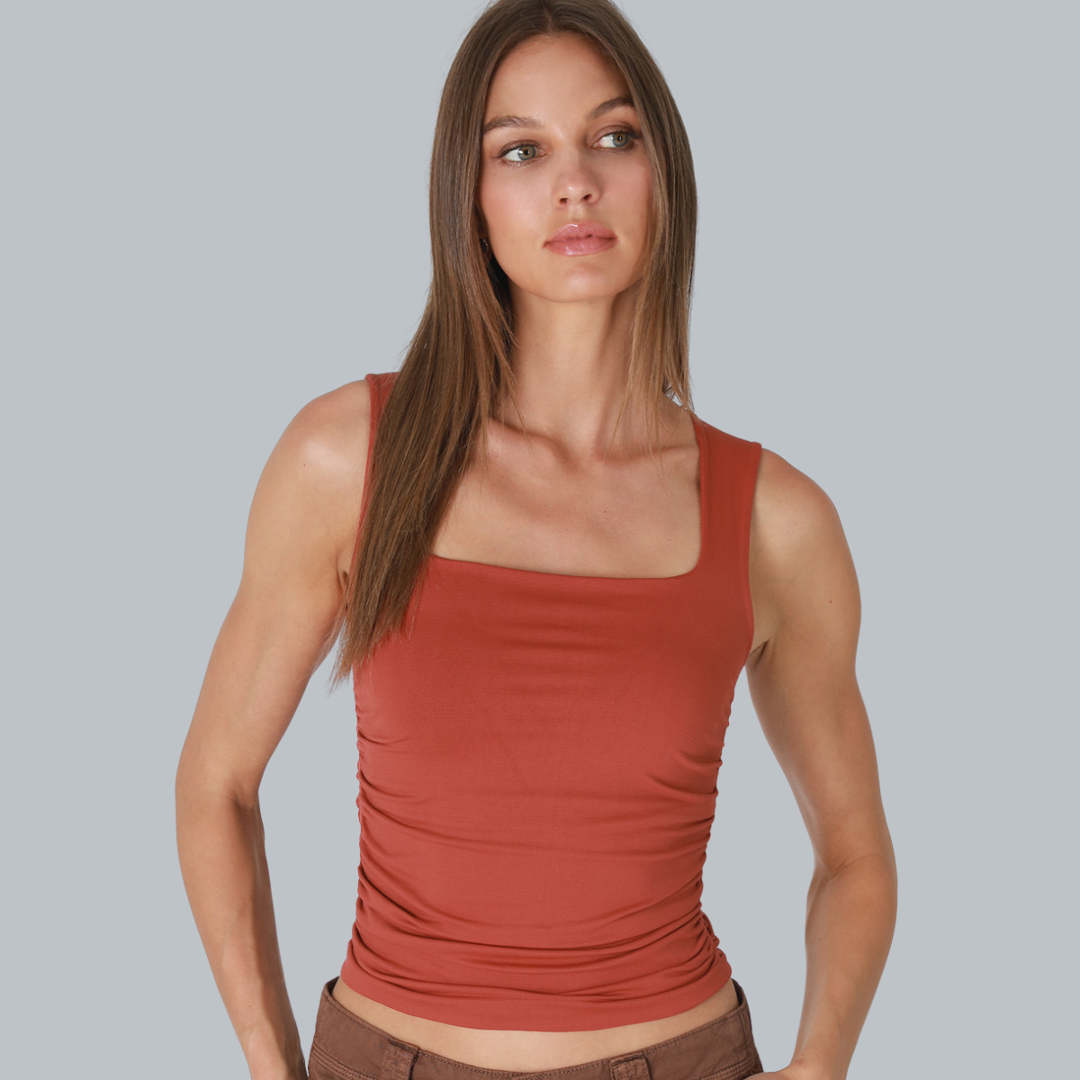 CLEAN LINE SQUARE SHIRRED TOP