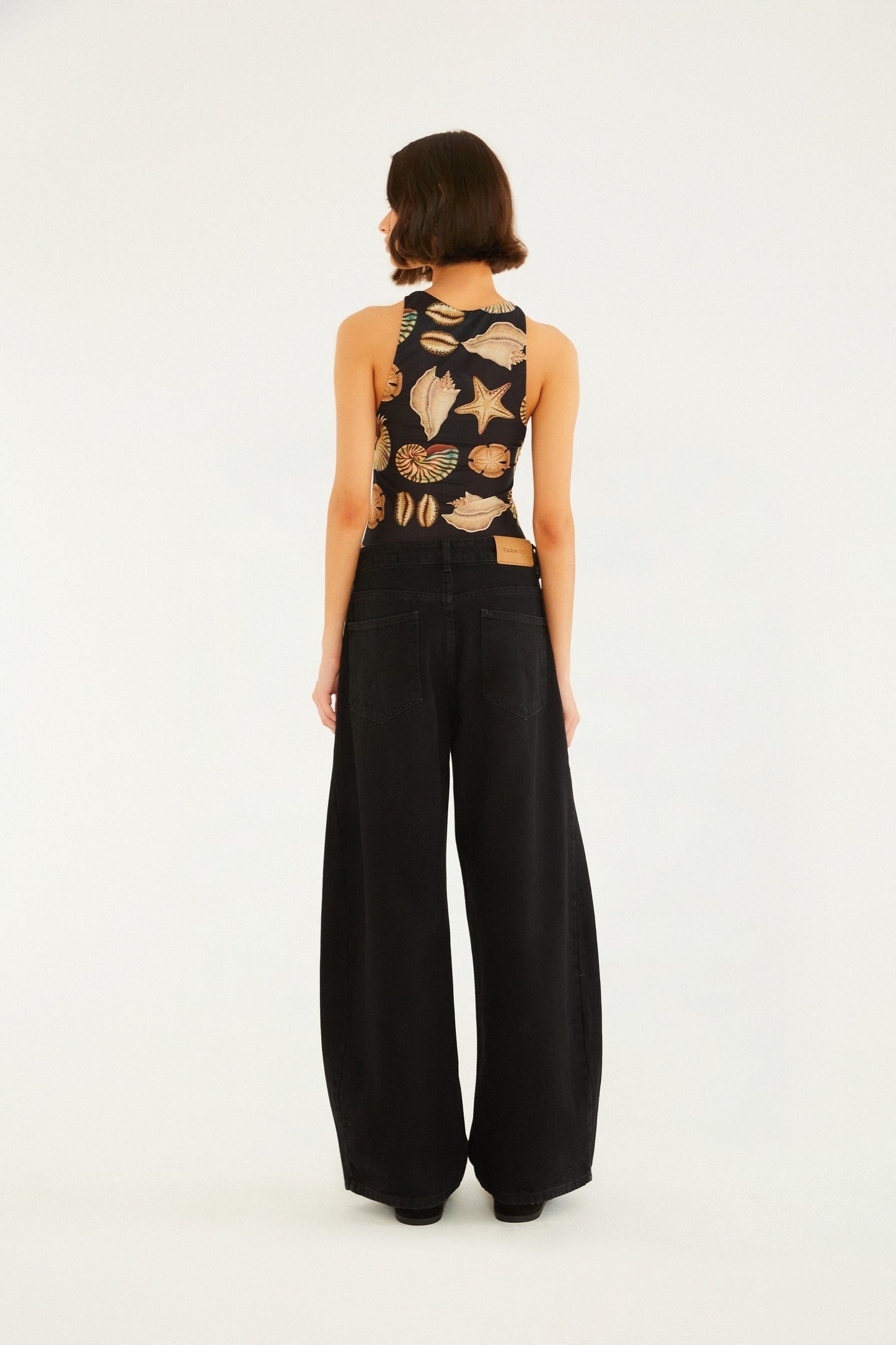 PANTALÓN DE JEANS NEGRO
