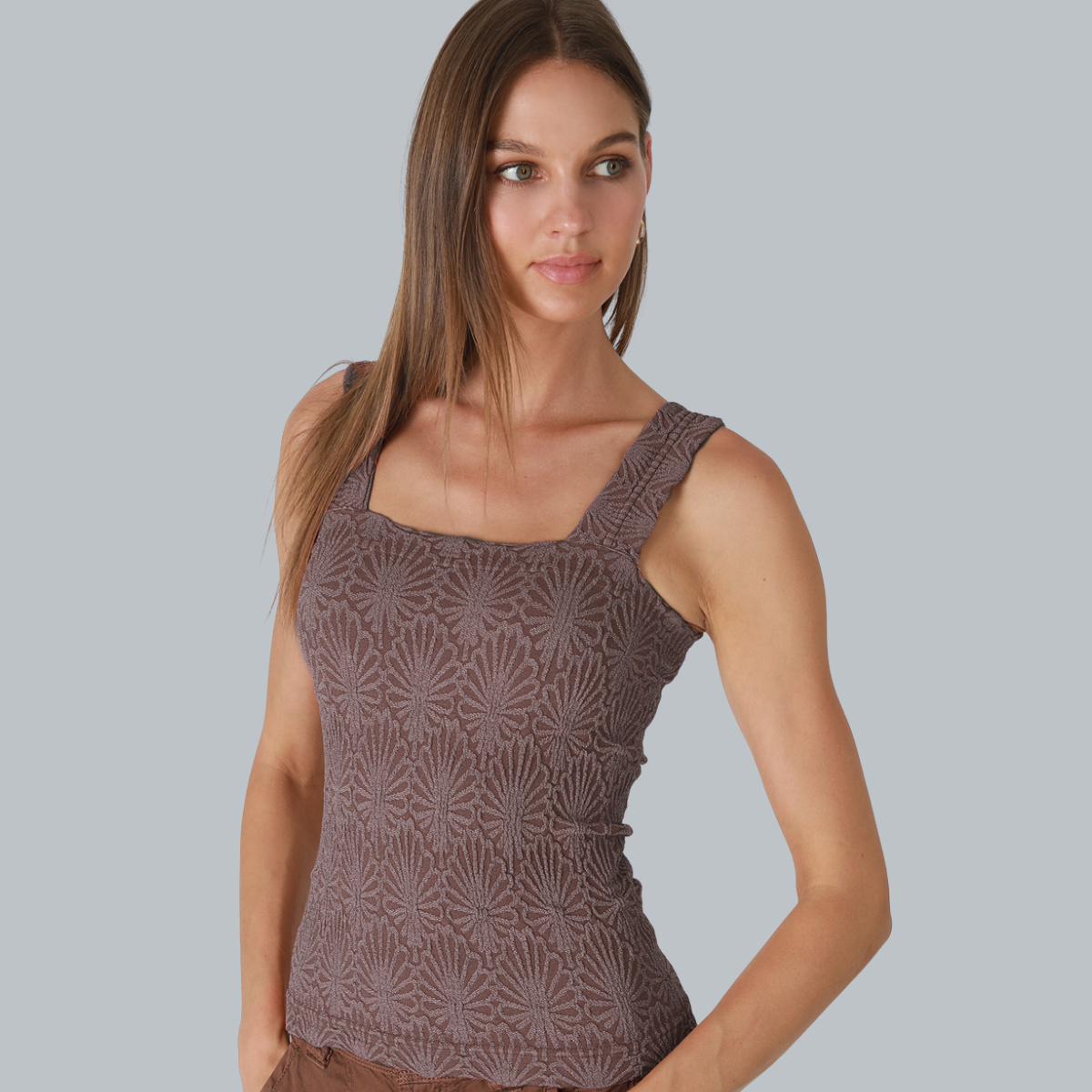LACE TEXTURE SQUARE TOP